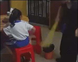 深圳虐童视频发布者：视频从App下载<strong></p>
<p>币安app官网下载</strong>，事发家庭装有监控~