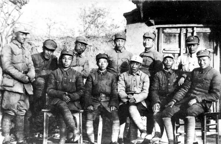 八路军115师参谋长周昆失踪案：未必携款潜逃<strong></p>
<p>三万法币</strong>，也许被人暗害