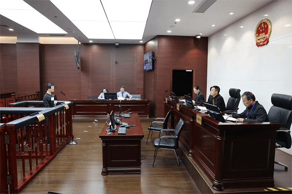 徐汇区首例全链条打击股票场外配资金融犯罪活动案件宣判<strong></p>
<p>股票配资</strong>，涉案金额高达3.89亿元