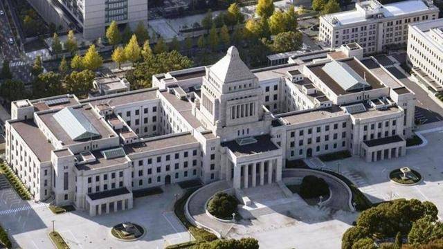 日本众议院选举：自民党时隔15年再失过半席位<strong></p>
<p>股票行情走势图</strong>，朝野攻防现拐点？