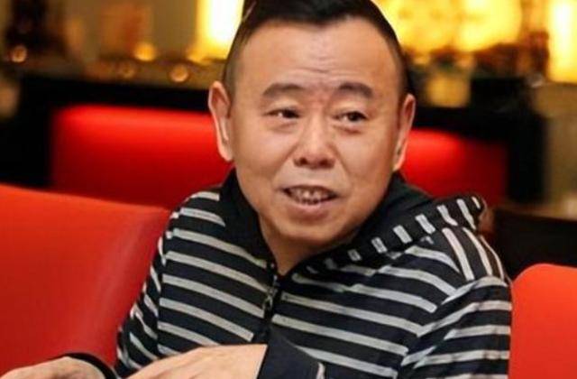 潘长江：我钱花一辈子也花不完<strong></p>
<p>唯一艺术平台</strong>，如今67岁却越活越“糊涂”了