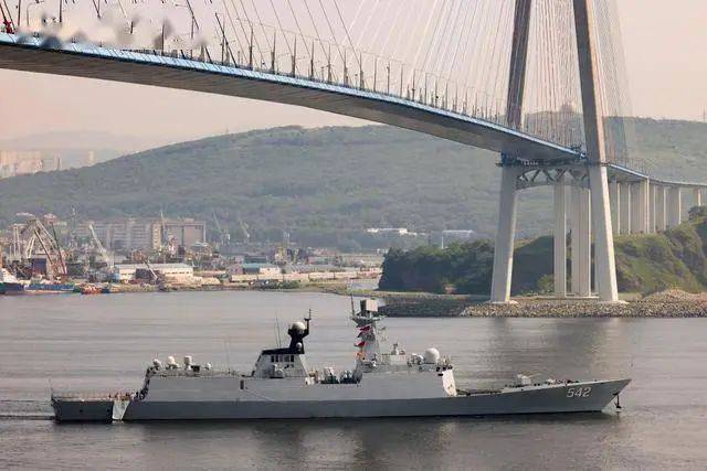加拿大战舰闯入南海逼近黄岩岛<strong></p>
<p>投资趋势</strong>，被解放军的动作当场镇住