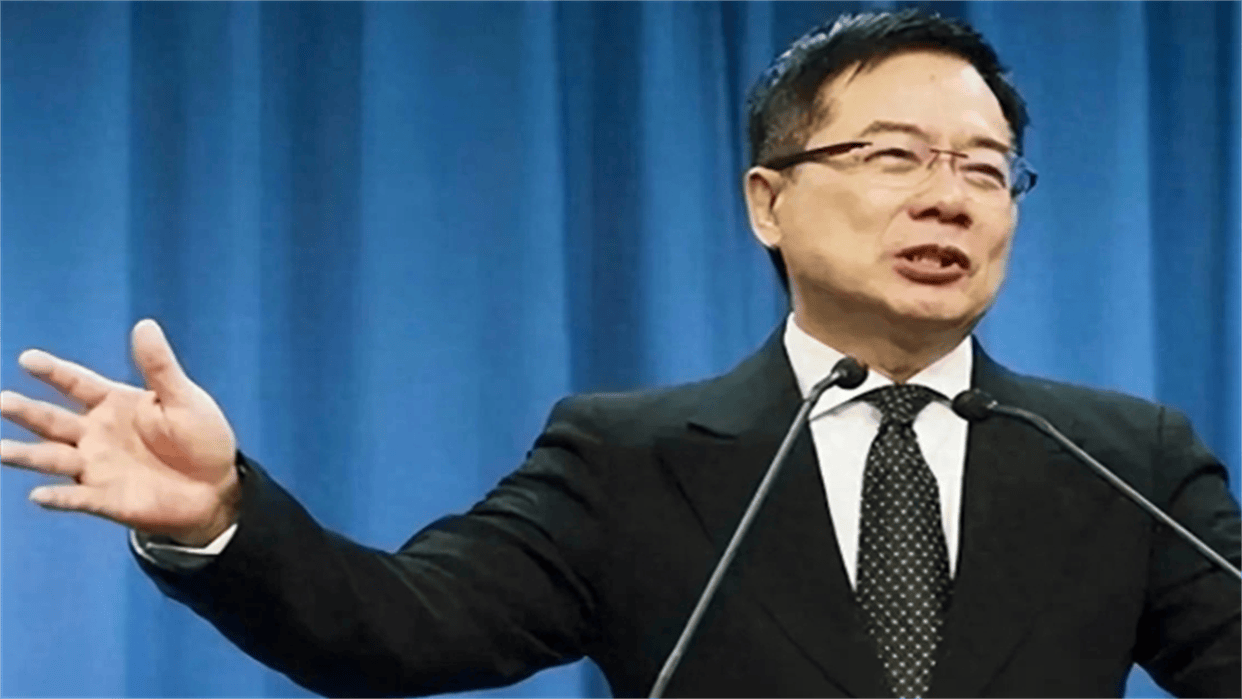 055带弹亮剑却航迹成谜？台名嘴意识到<strong></p>
<p>币安钱包下载</strong>，远洋作战能力全面突破