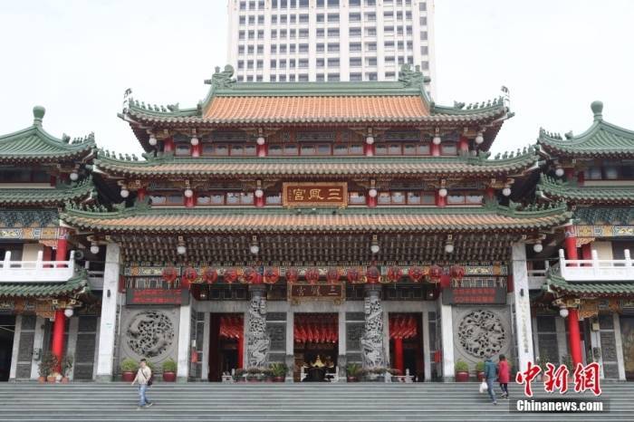 中新网评：《哪吒2》票房破140亿<strong></p>
<p>安币交易所</strong>，台湾民众还在苦等一张电影票