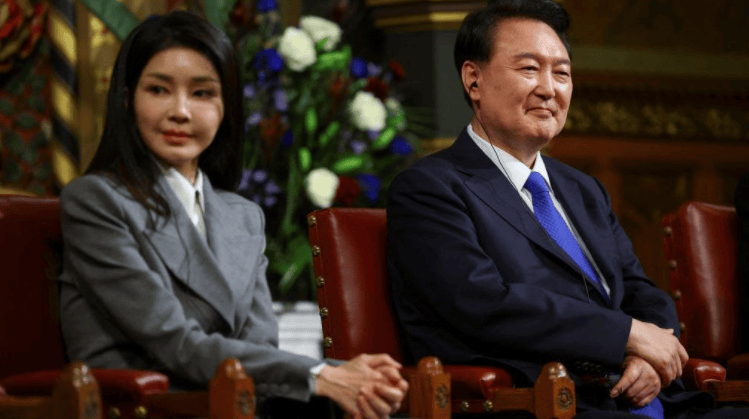 尹锡悦下场已定？下一任总统浮出水面<strong></p>
<p>币安BNB</strong>！文在寅跳了出来：对华关系至关重要！