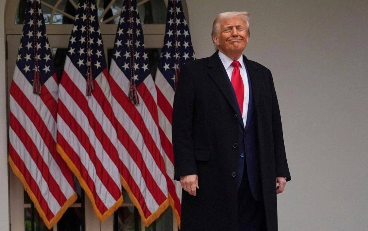 哄堂大笑！对等关税生效<strong></p>
<p>迪拜</strong>，第一个倒下的国家竟是美国自己？