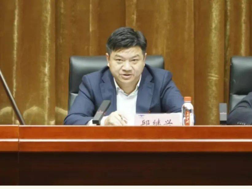 邱继兴职务信息被官网撤下<strong></p>
<p>国美</strong>，曾任湖南机场集团董事长，涉性侵被刑拘