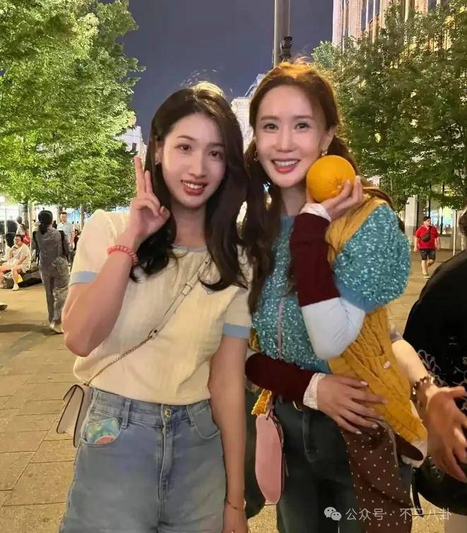 自曝与丈夫经常吵架？但怎么感觉她是在变相秀恩爱呢<strong></p>
<p>格力</strong>！