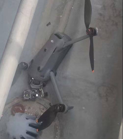 上海3人违规飞无人机将陆家嘴高楼防水层砸出坑<strong></p>
<p>波卡币行情</strong>！类案曾曝光