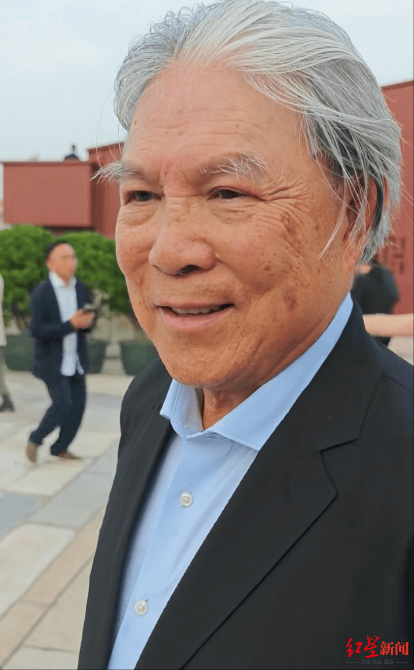 霍震霆：在阅兵仪式中<strong></p>
<p>柴犬币</strong>，看到了国家的国防能力和国家发展