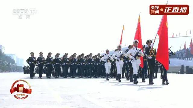 不装了<strong></p>
<p>柴犬币</strong>！一口气看完九三大阅兵武器装备！谁说我们一个也不认识？
