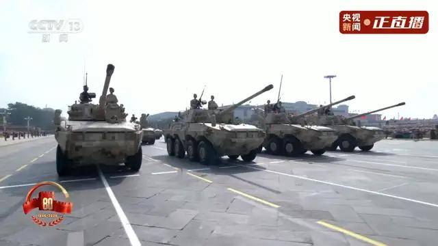 不装了<strong></p>
<p>柴犬币</strong>！一口气看完九三大阅兵武器装备！谁说我们一个也不认识？