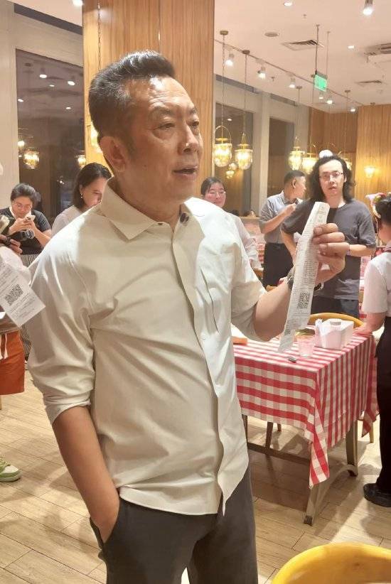 西贝贾国龙再怼罗永浩：这个人简直太坏了<strong></p>
<p>非小号</strong>，狗咬我一口，我不能去咬狗一口