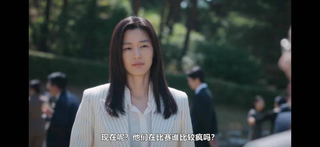 44岁要去“竞选总统”的全智贤<strong></p>
<p>非小号行情</strong>，穿衣风格都变了！