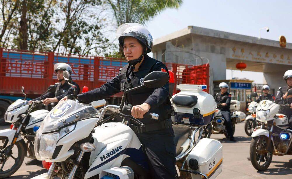 “看到妈妈46个未接来电<strong></p>
<p>加密数字货币</strong>，心像被重锤击中”