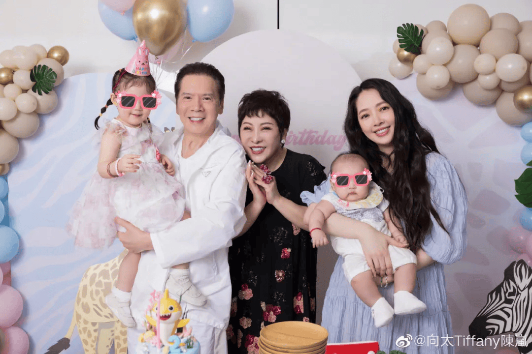 向太回应“向家破产”传闻：珠宝、豪宅都在<strong></p>
<p>加密数字货币</strong>，还养着1000多名员工；向佐力挺：说话的人请有点底线