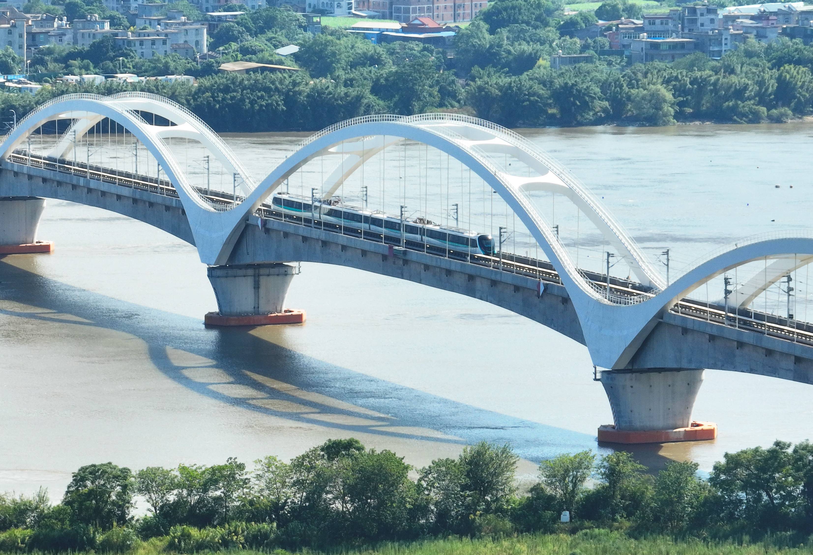 智慧调度提速出行 这条快线如何兼顾高速与舒适<strong></p>
<p>加密货币交易所</strong>？