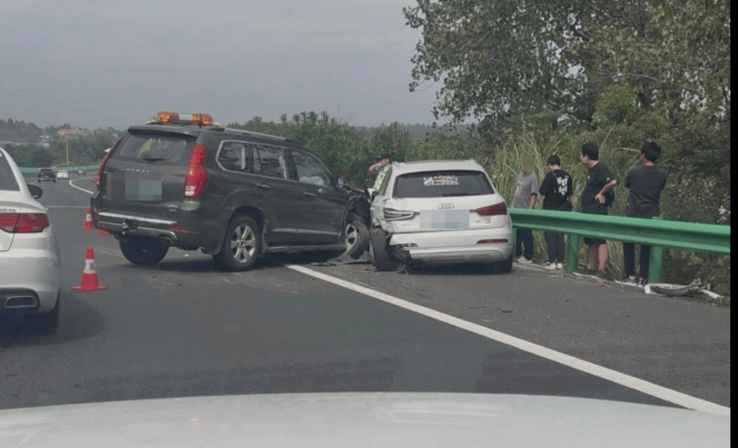 “司机像没意识了一样！”男子称SUV在高速上慢行、撞上石墩也不停<strong></p>
<p>加密货币行情</strong>，交警：司机目前无生命危险