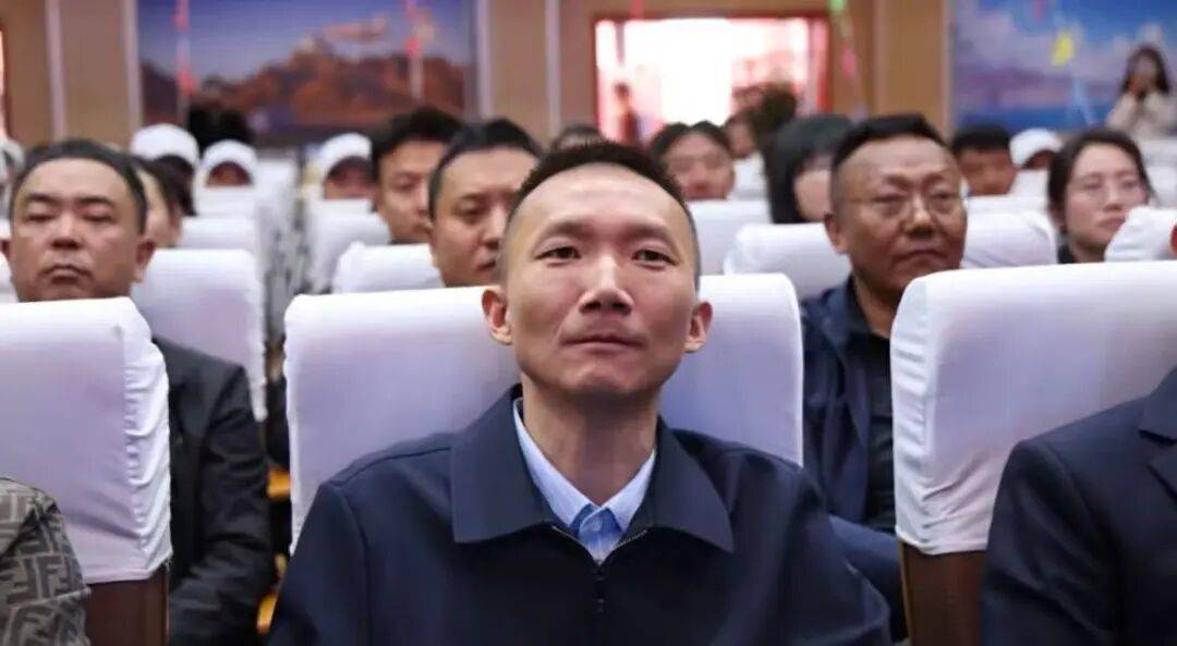 曾跨省调整<strong></p>
<p>加密货币</strong>，“85后”袁林鹏提名为县长人选