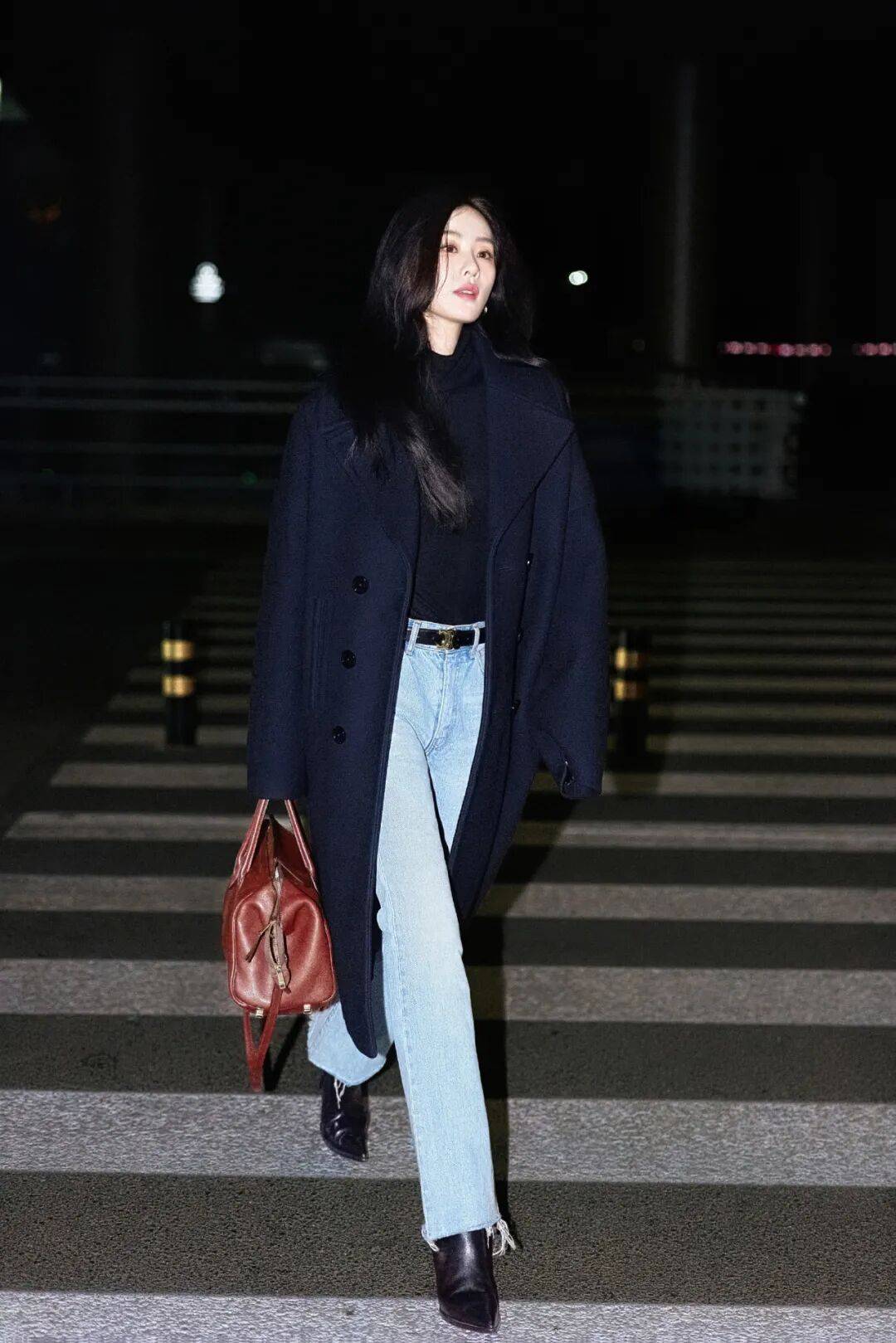 时装周上的女明星<strong></p>
<p>加密货币</strong>，秋冬氛围感一键封顶！