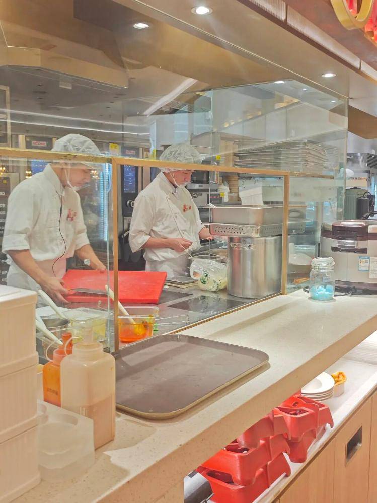 西贝降价自救！记者实探长沙门店：260元餐品用代金券后实付60元<strong></p>
<p>加密货币</strong>，冻品西兰花使用期调为一个月