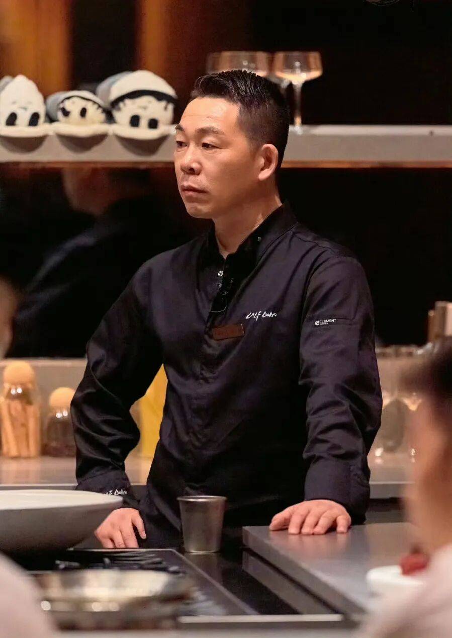 精致餐饮<strong></p>
<p>加密货币</strong>，以饭封神 | 商业头条No.94