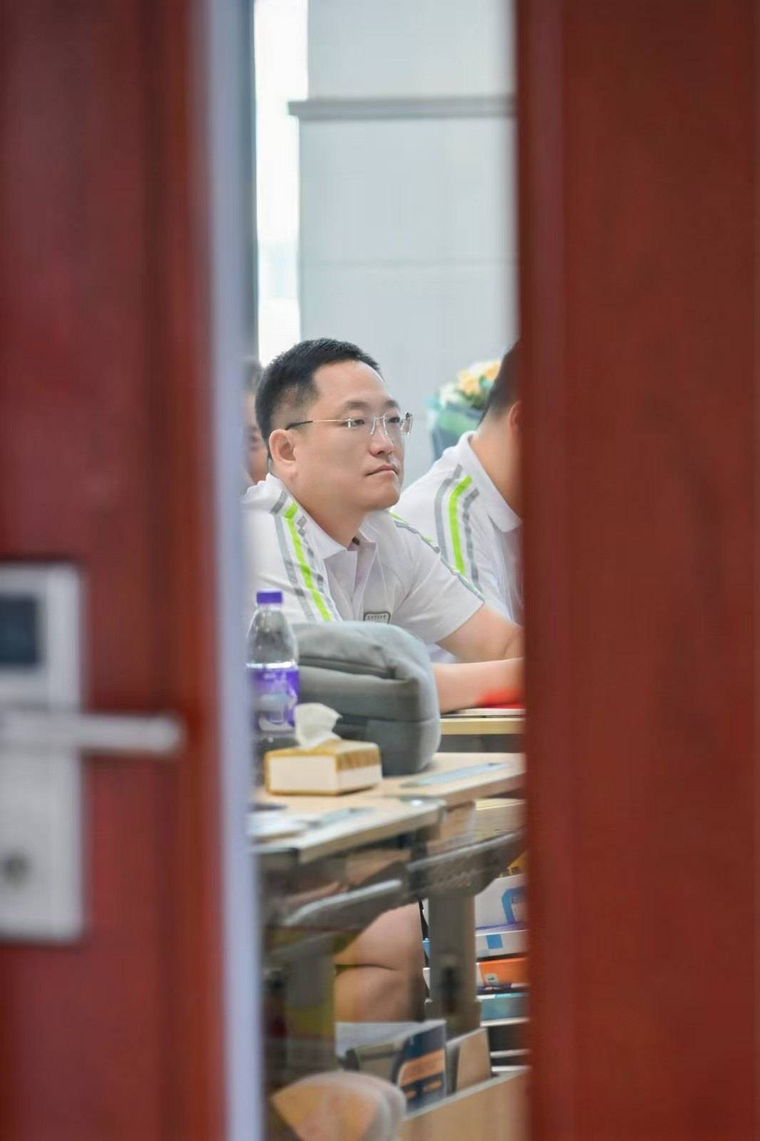那个让老师骄傲的“调皮”班级！30年同学聚会<strong></p>
<p>加密货币价格</strong>，还伴有一封来自贵州的感谢信