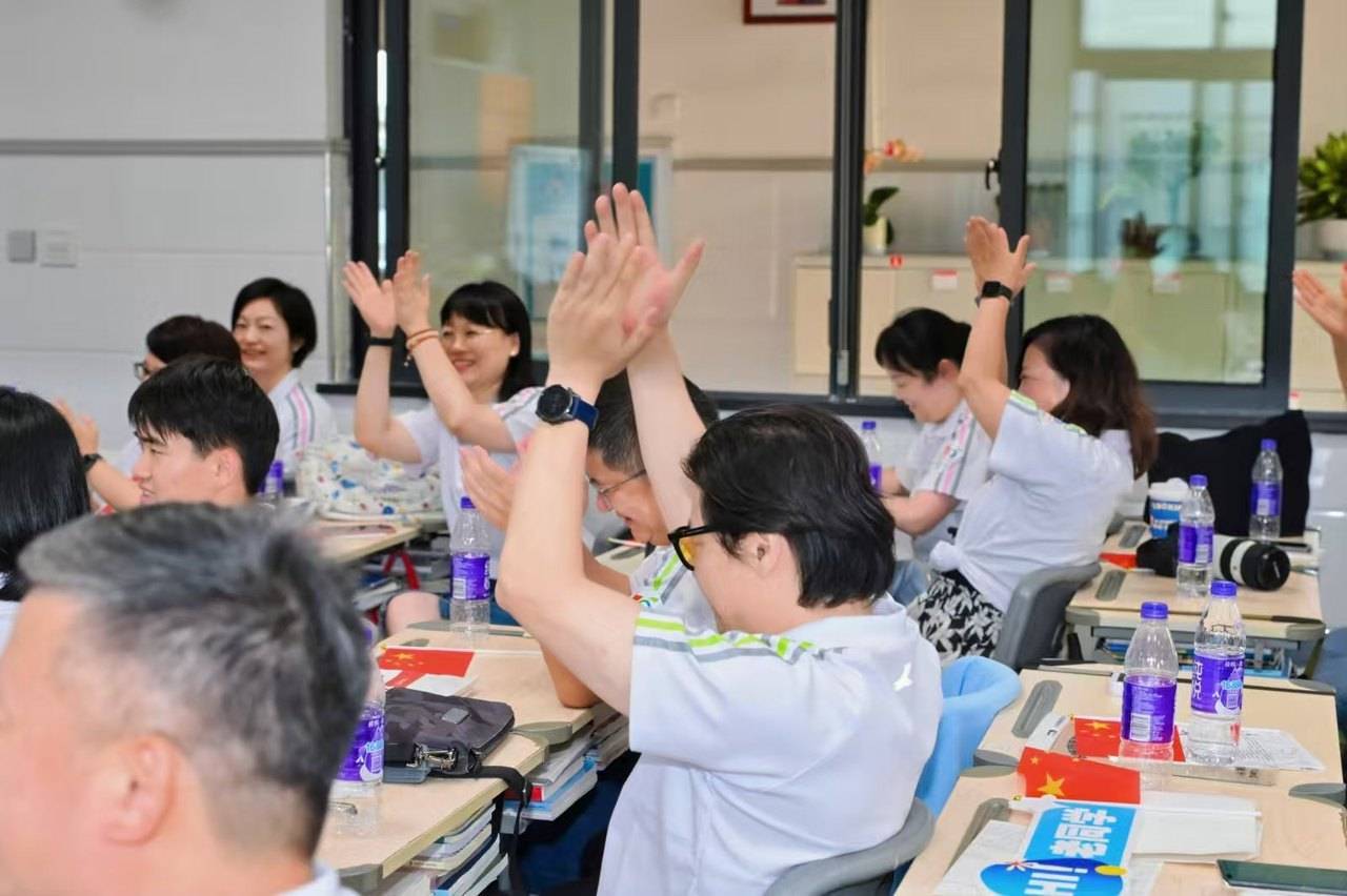 那个让老师骄傲的“调皮”班级！30年同学聚会<strong></p>
<p>加密货币价格</strong>，还伴有一封来自贵州的感谢信