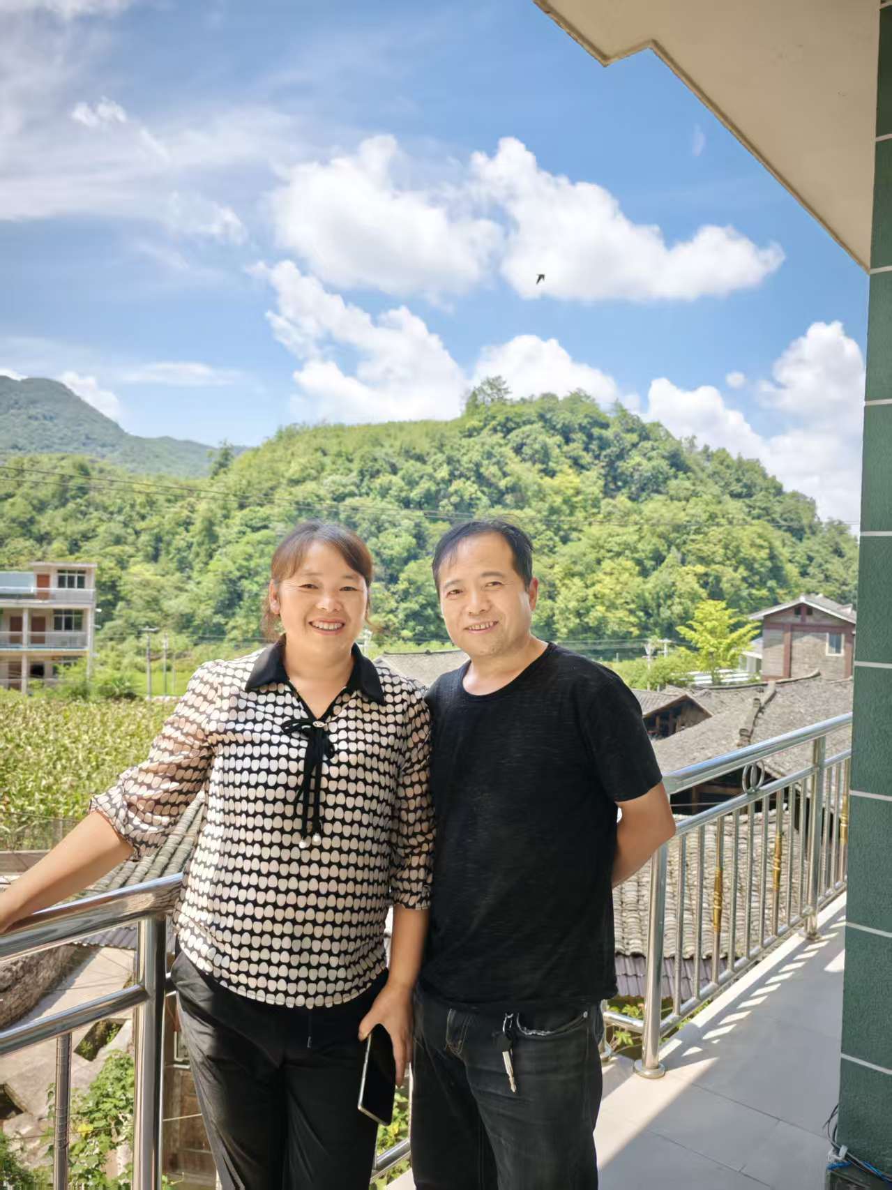 那个让老师骄傲的“调皮”班级！30年同学聚会<strong></p>
<p>加密货币价格</strong>，还伴有一封来自贵州的感谢信