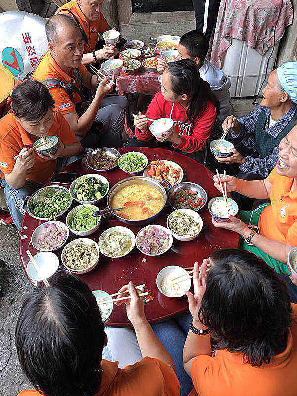 那个让老师骄傲的“调皮”班级！30年同学聚会<strong></p>
<p>加密货币价格</strong>，还伴有一封来自贵州的感谢信