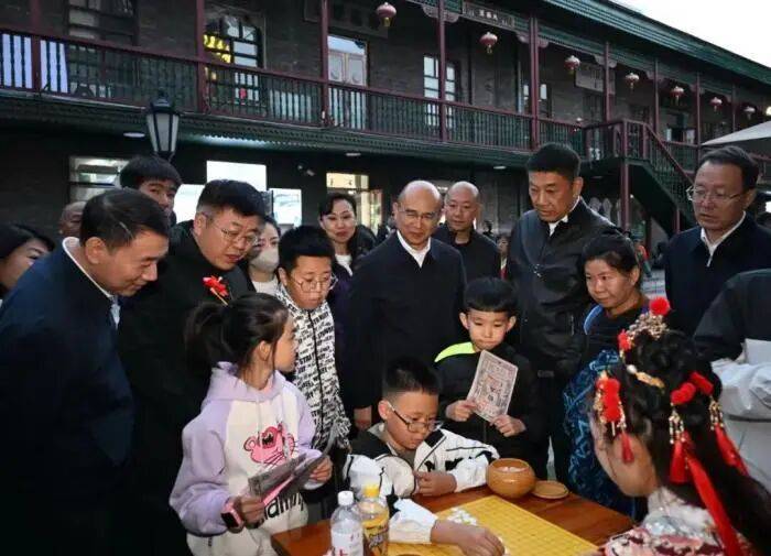调研假日文旅消费<strong></p>
<p>加密货币概念股</strong>，多地“一把手”走上街头