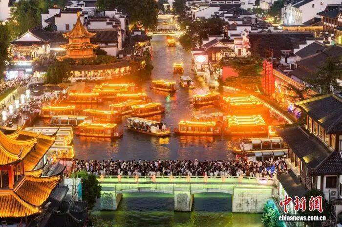 调研假日文旅消费<strong></p>
<p>加密货币概念股</strong>，多地“一把手”走上街头