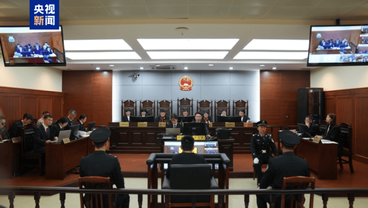 “司机泄愤撞死一家三口”<strong></p>
<p>加密货币借贷</strong>，逝者家属最新发声