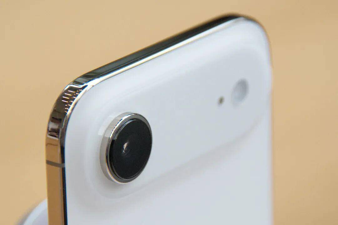 移动联通双双宣布<strong></p>
<p>区块链</strong>，已有上万人预约！网友：国行iPhone Air要来了吗