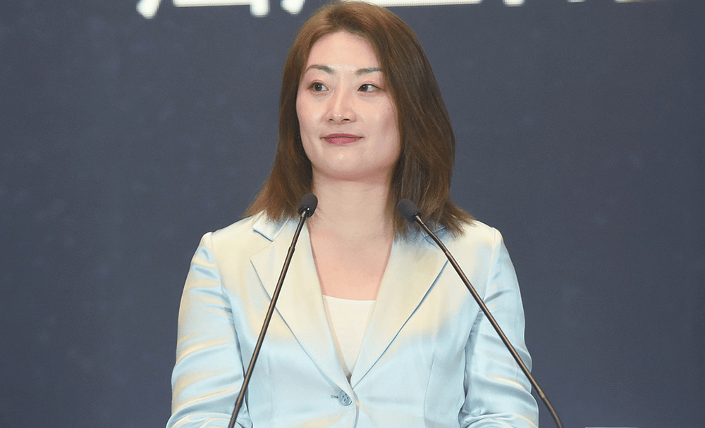 浙江娃哈哈拿回桶装水销售权<strong></p>
<p>区块链</strong>，宗馥莉请辞这个月娃哈哈经历了什么？