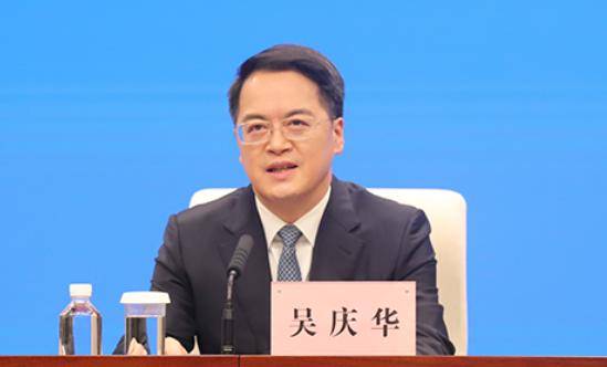 曾长期在湖北工作<strong></p>
<p>区块链技术开发</strong>，他跨省履新