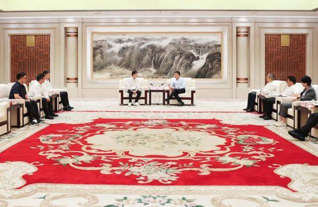 王兴兴回老家<strong></p>
<p>瑞波币</strong>，与市长畅谈，还与市政府签了战略合作协议