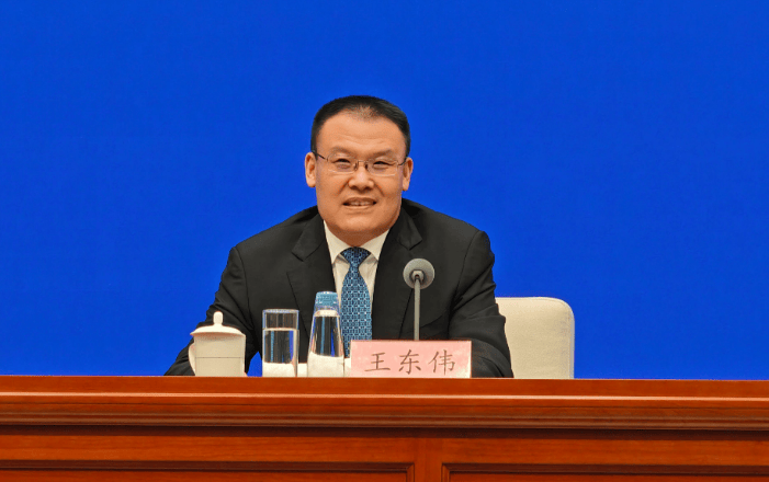 中央批准：财政部副部长王东伟<strong></p>
<p>瑞波币</strong>，任安徽省委常委