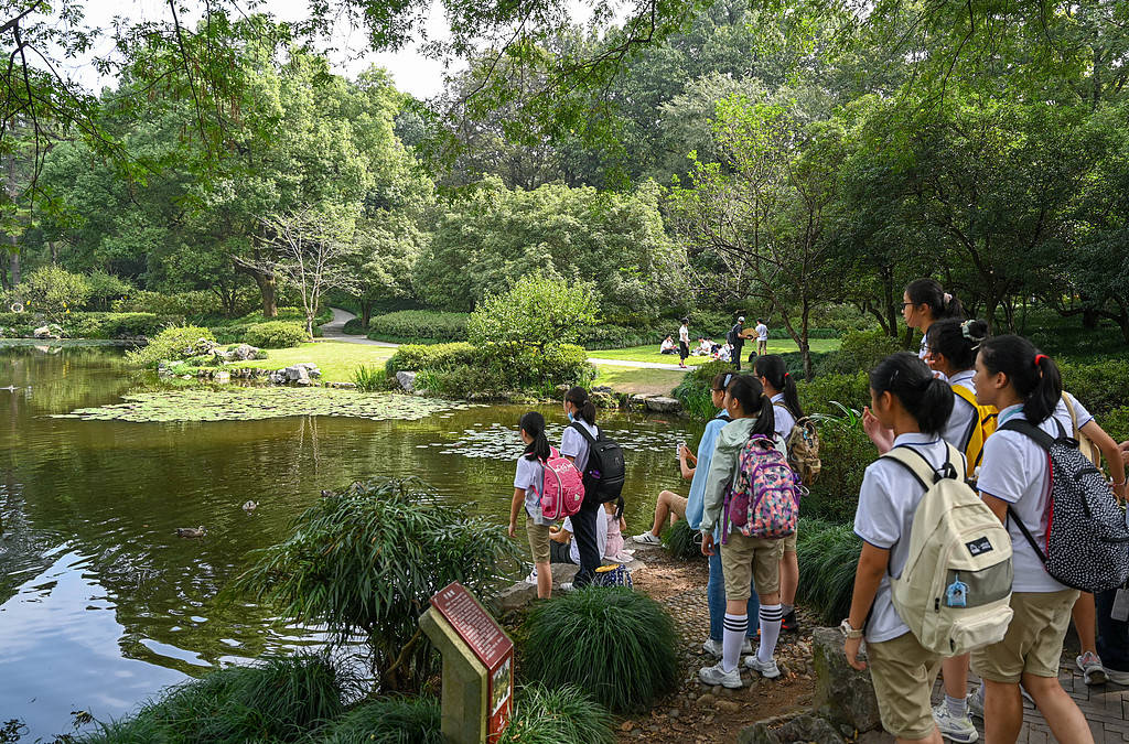 多地中小学生“喜提”5天秋假<strong></p>
<p>瑞波币最新消息</strong>，用孩子拉动消费能如愿吗？