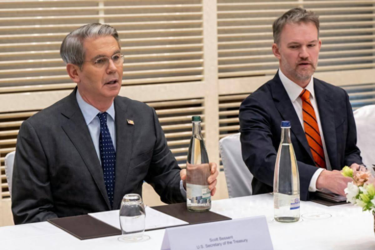 中美连谈2天<strong></p>
<p>瑞波币今日行情价</strong>,特朗普场外让步,撤100%关税,新加坡:中国是强国