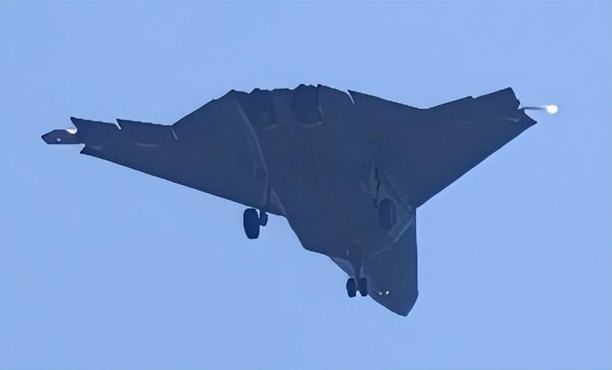 无空速管<strong></p>
<p>瑞波币今日行情价</strong>，疑似第二架歼-50：美国精神胜利法，新六代机东亚决战