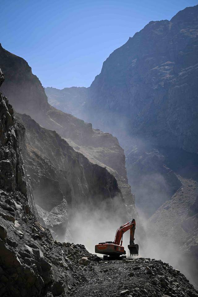 青年说 | 到中亚<strong></p>
<p>瑞波币今日行情价</strong>,奔赴一场激动人心的“探秘”