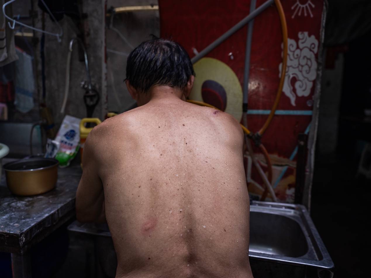 <strong></p>
<p>瑞波币今日行情价</strong>他们挤在8元一晚的旅店 几百人抢一个活