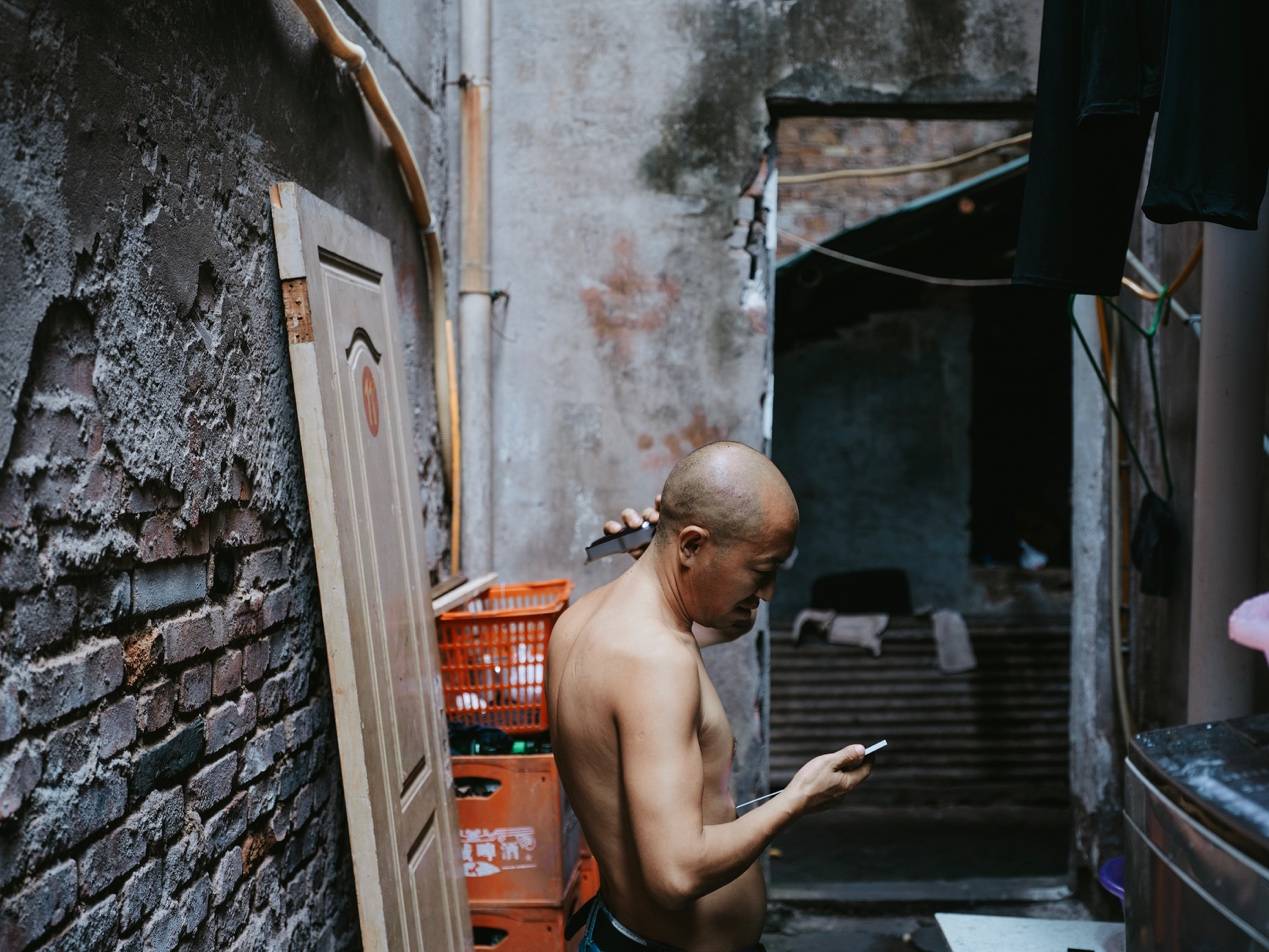 <strong></p>
<p>瑞波币今日行情价</strong>他们挤在8元一晚的旅店 几百人抢一个活
