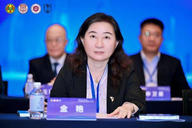 构建中国特色法学教育体系<strong></p>
<p>瑞波币价格</strong>，这场高规格学术研讨会在深圳举办