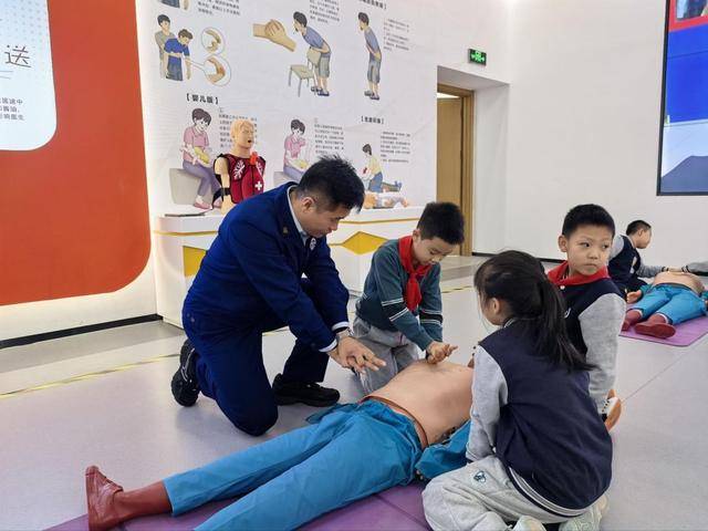 “泉民消防<strong></p>
<p>瑞波币价格</strong>,生命至上”山东师范大学附属小学2024级7班雏鹰小队活动举行