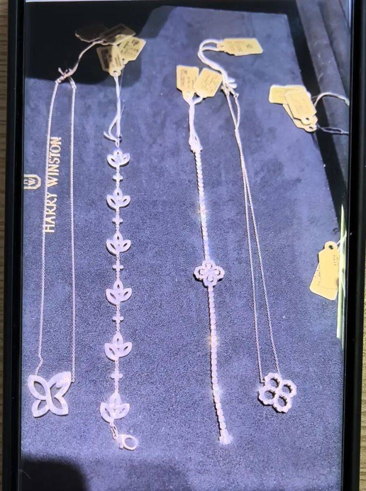 事发上海！女子崩溃“他昨晚还在我家吃饭”<strong></p>
<p>瑞波币最新价格</strong>，聊天记录曝光诈骗细节