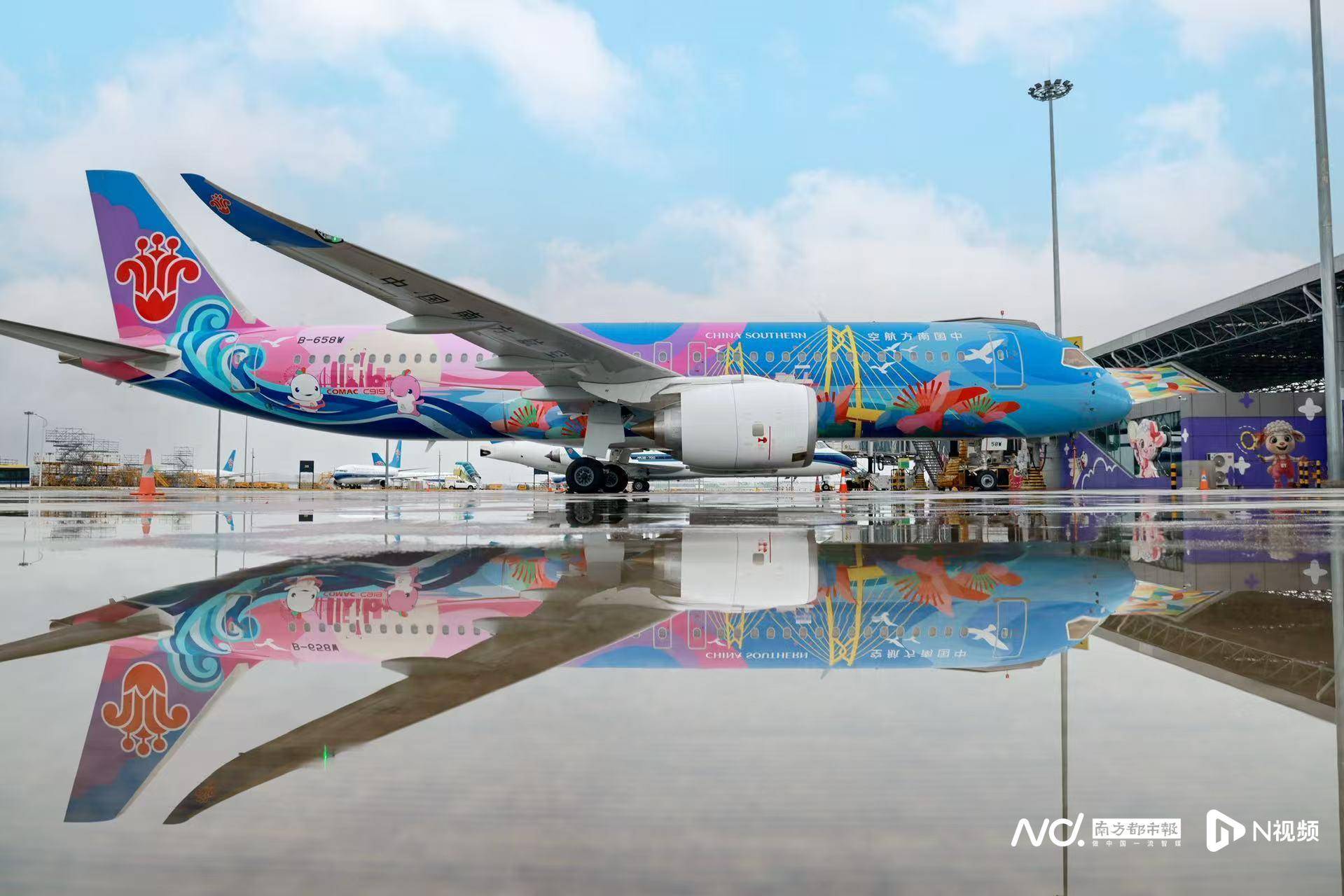 广州白云机场起飞<strong></p>
<p>泰达币</strong>!国内首架C919全运会主题彩绘机首航