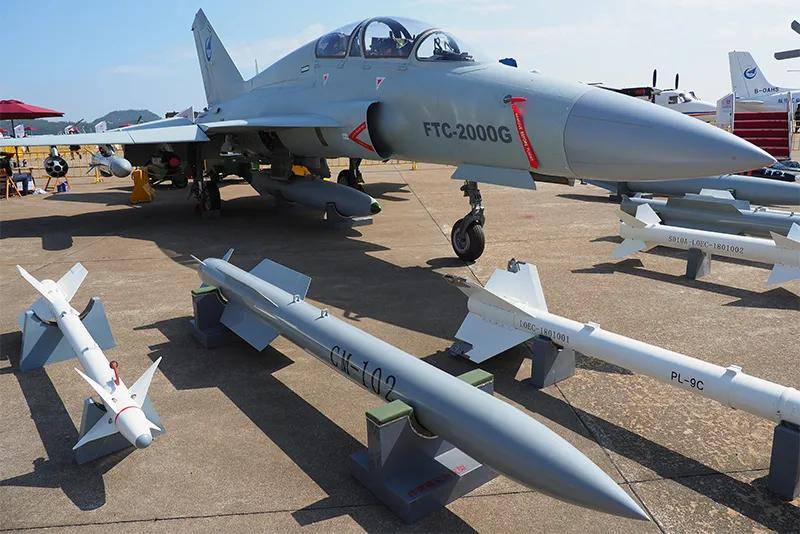 歼-35青春版<strong></p>
<p>泰达币</strong>?076专用舰载机?新机“超级小黄蜂”究竟是干嘛的?