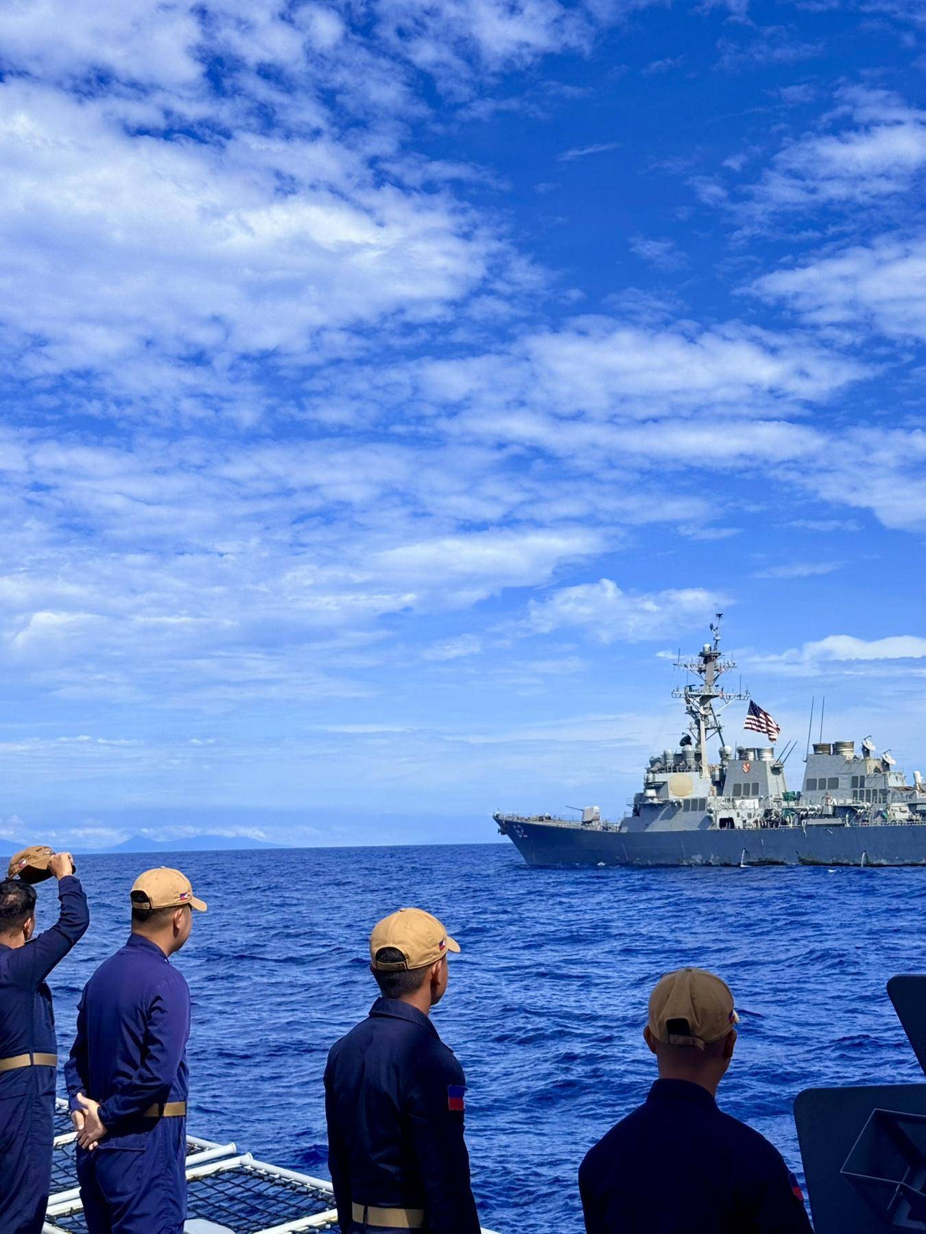 美军再度遭遇耻辱时刻:中国海军6艘战舰包围<strong></p>
<p>泰达币今日价格</strong>,815舰插入南海演习